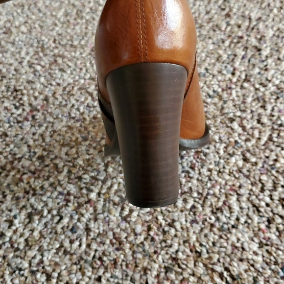 🤎KENNETH COLE🤎tall, brown leather boots - Picture 10 of 16